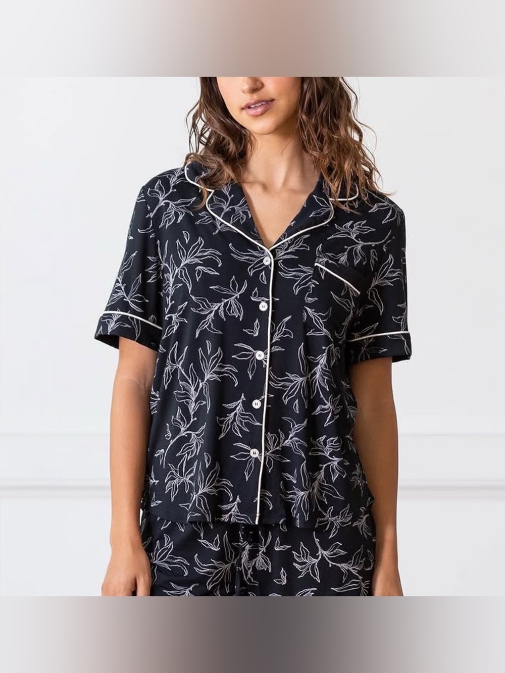 Cozy Earth Botanical Black Bamboo Pajama Set Short Sleeve Shirt and Pants - Picture 6 of 7